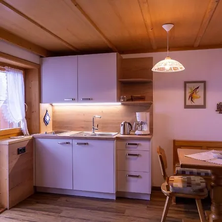 Gaestehaus Schmid Haldensee