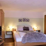 Gaestehaus Schmid Apartament *