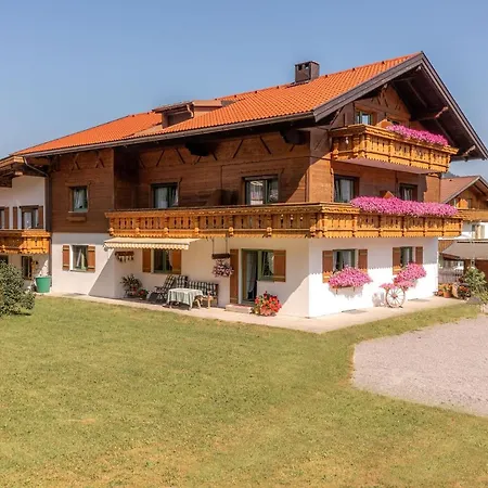 Gaestehaus Schmid شقة